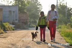 用您的眼界，改變孩子們的視界！